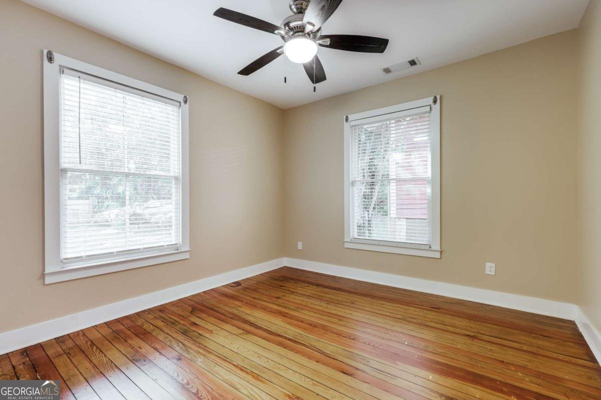 143 Barrow Street Athens - 11