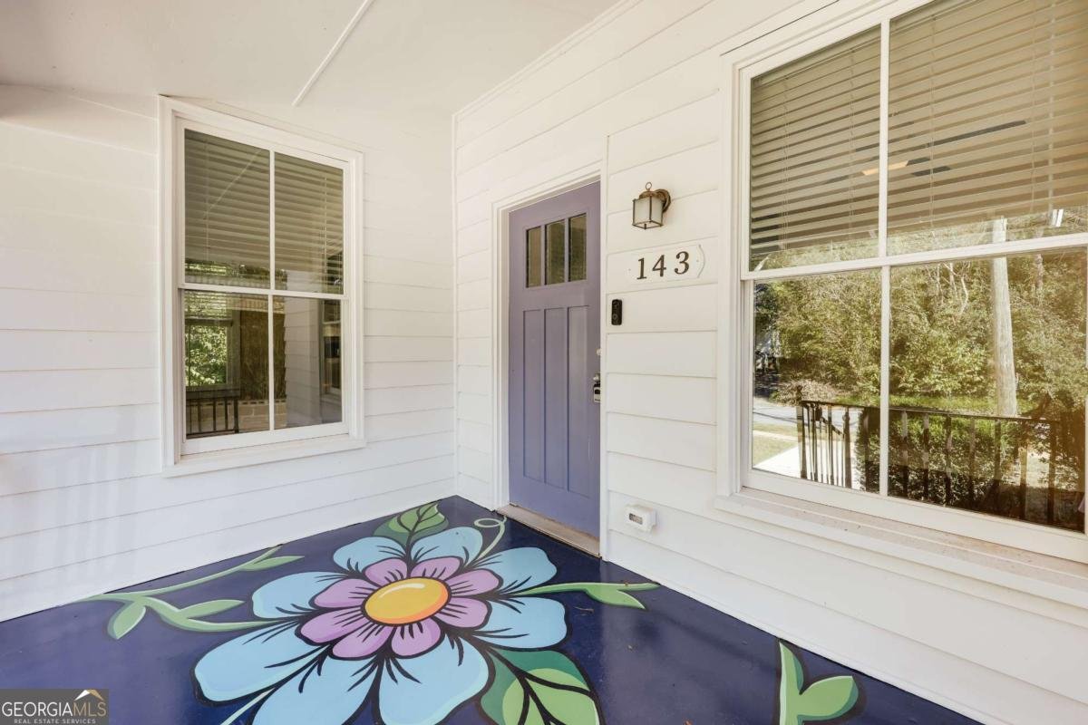 143 Barrow Street Athens - 16