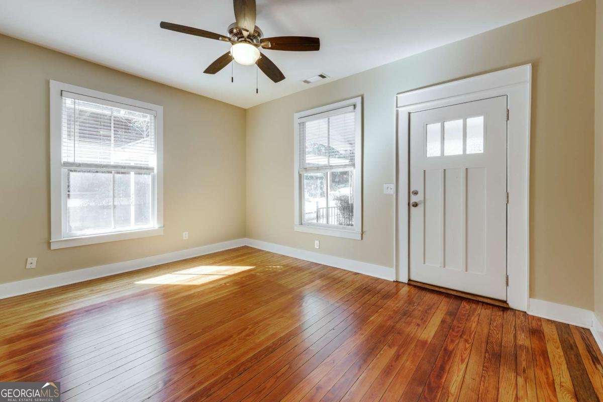 143 Barrow Street Athens - 21