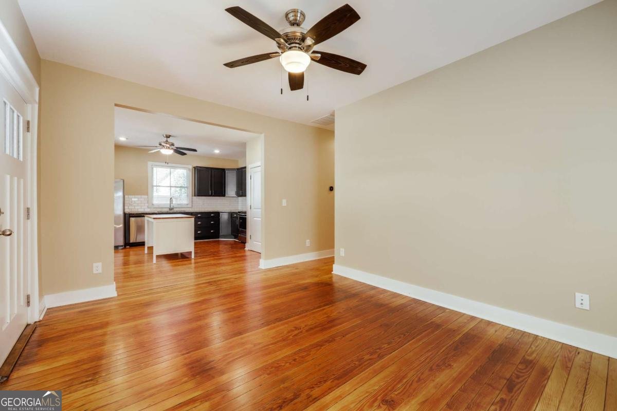 143 Barrow Street Athens - 23