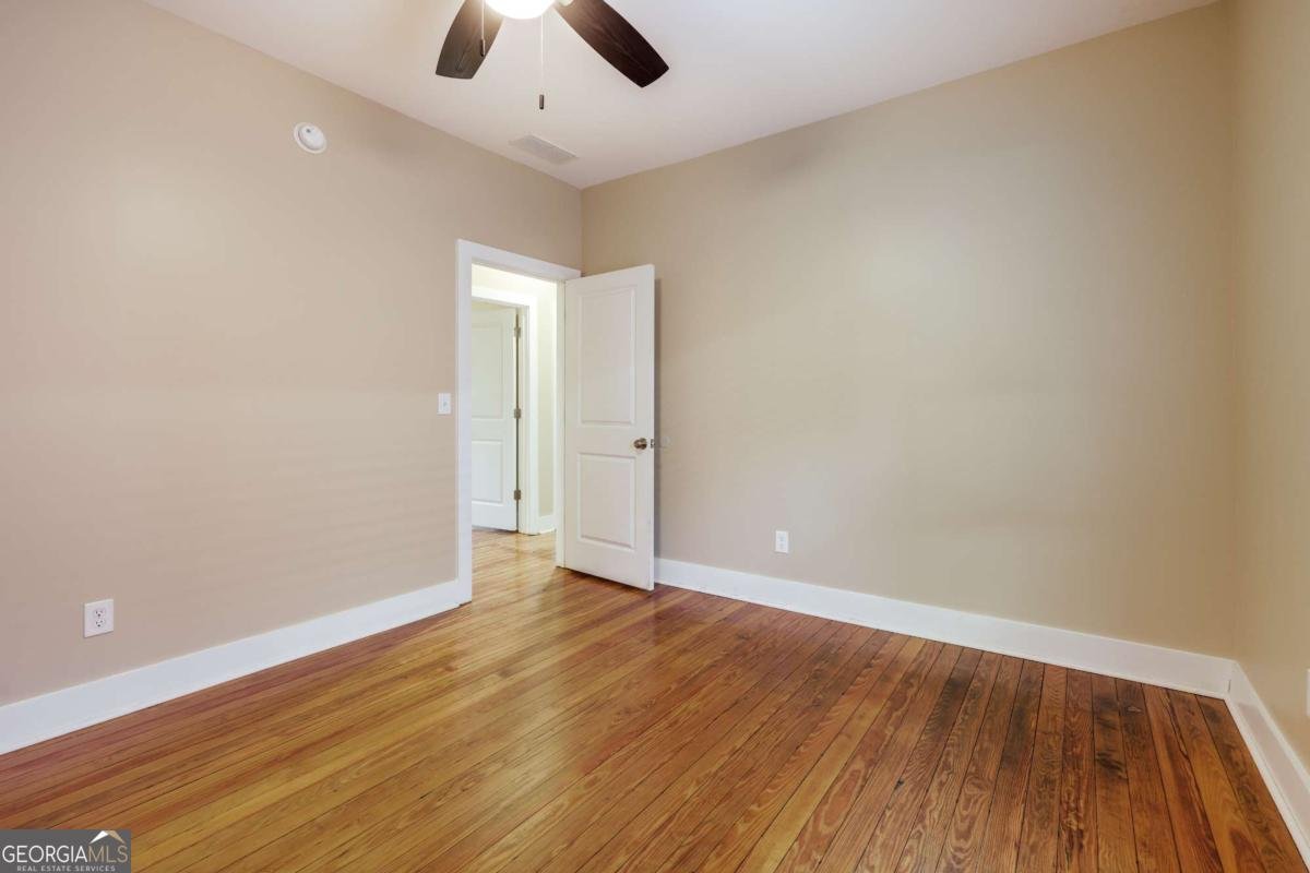 143 Barrow Street Athens - 6