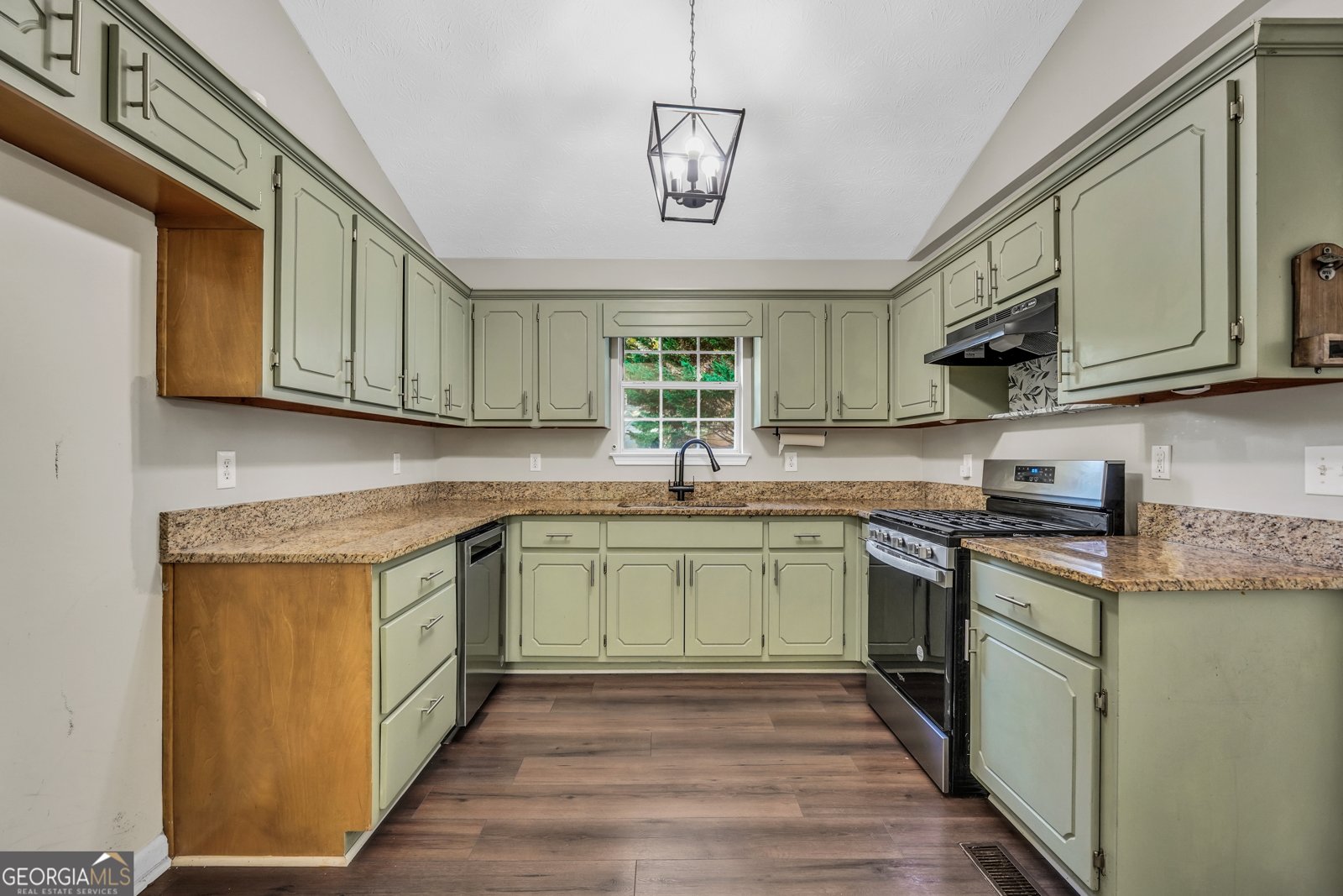 114 Aristocratic Way Locust Grove - 11