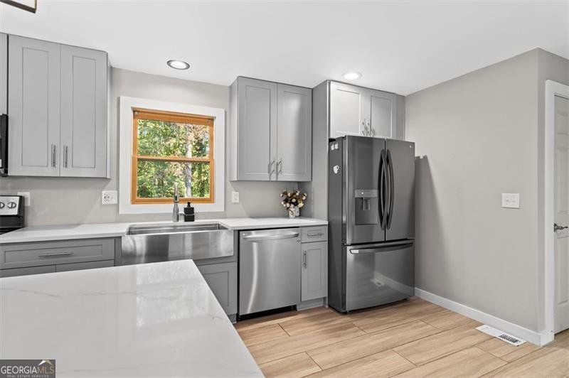 2731 BRACKENWOOD Drive Snellville - 18