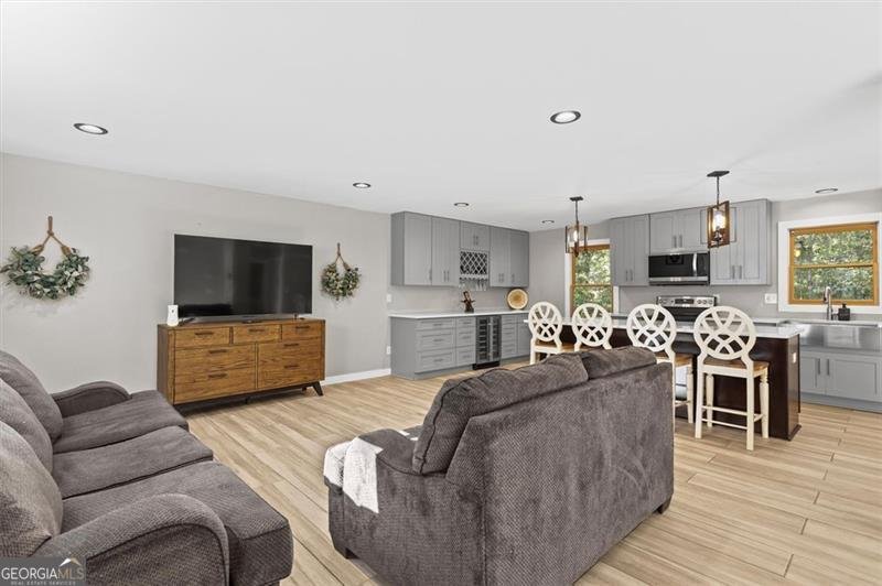 2731 BRACKENWOOD Drive Snellville - 3