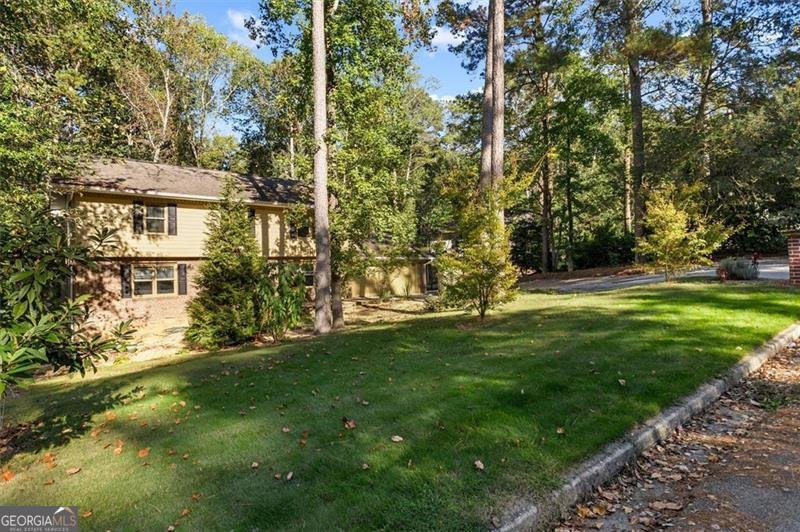 2731 BRACKENWOOD Drive Snellville - 41