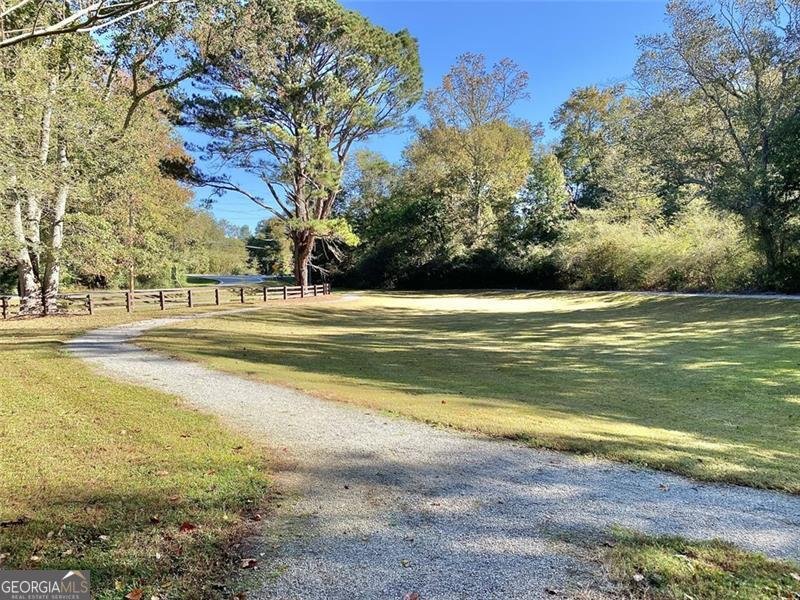 2692 BOGAN CREEK Drive Buford - 18