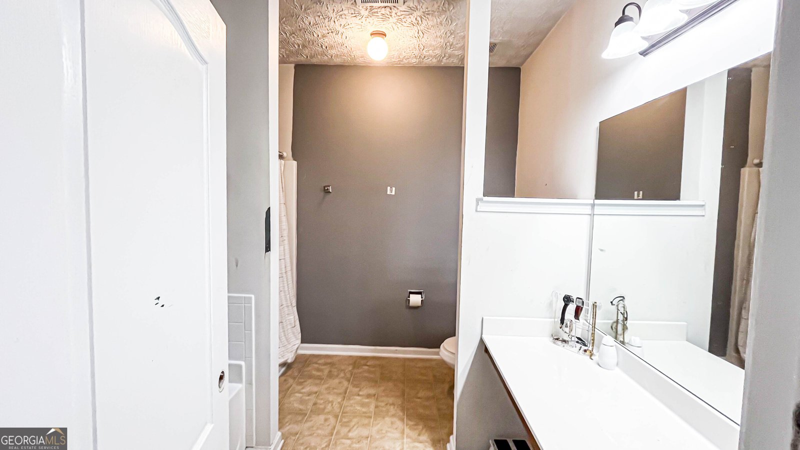 13158 Greywolf Lane Covington - 22