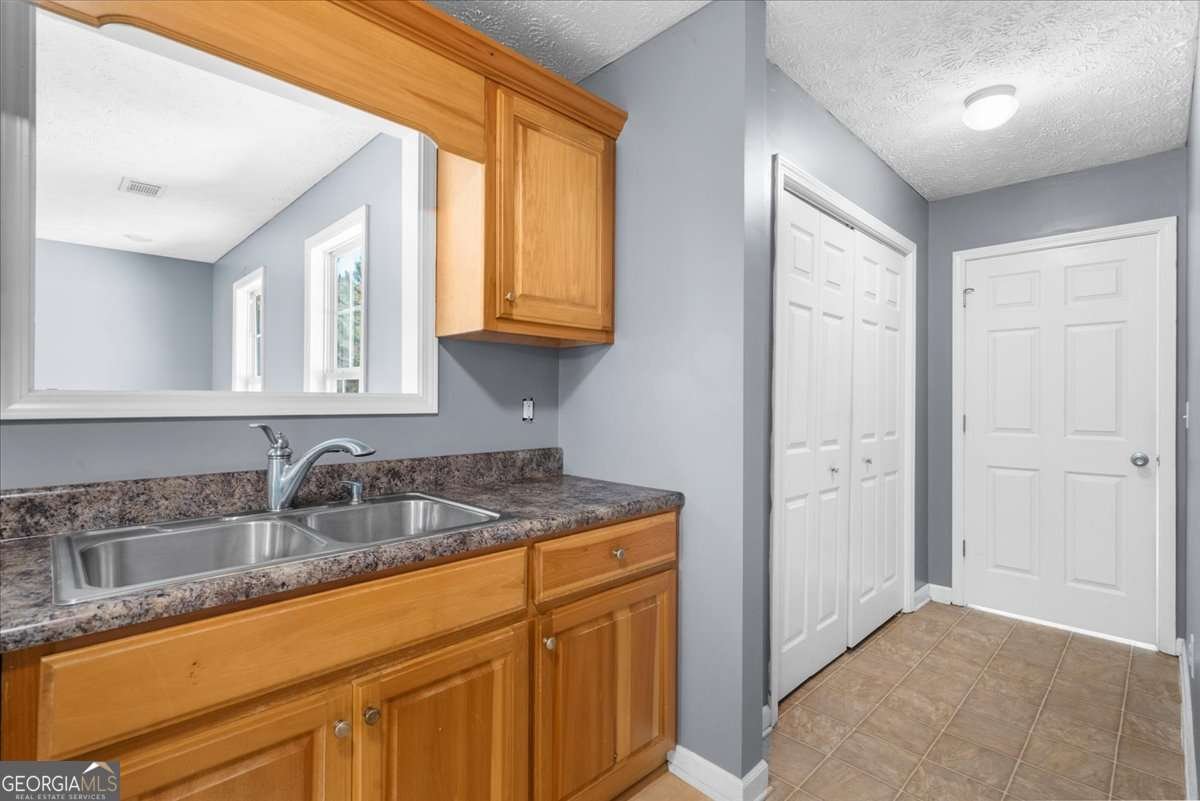 388 High Point Road Buchanan - 24