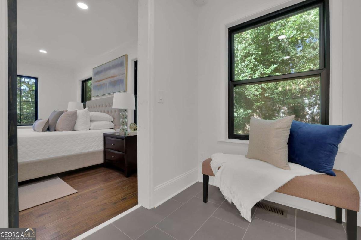 1559 Peachtree Battle Avenue Atlanta - 27