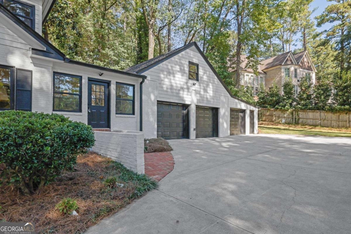 1559 Peachtree Battle Avenue Atlanta - 4