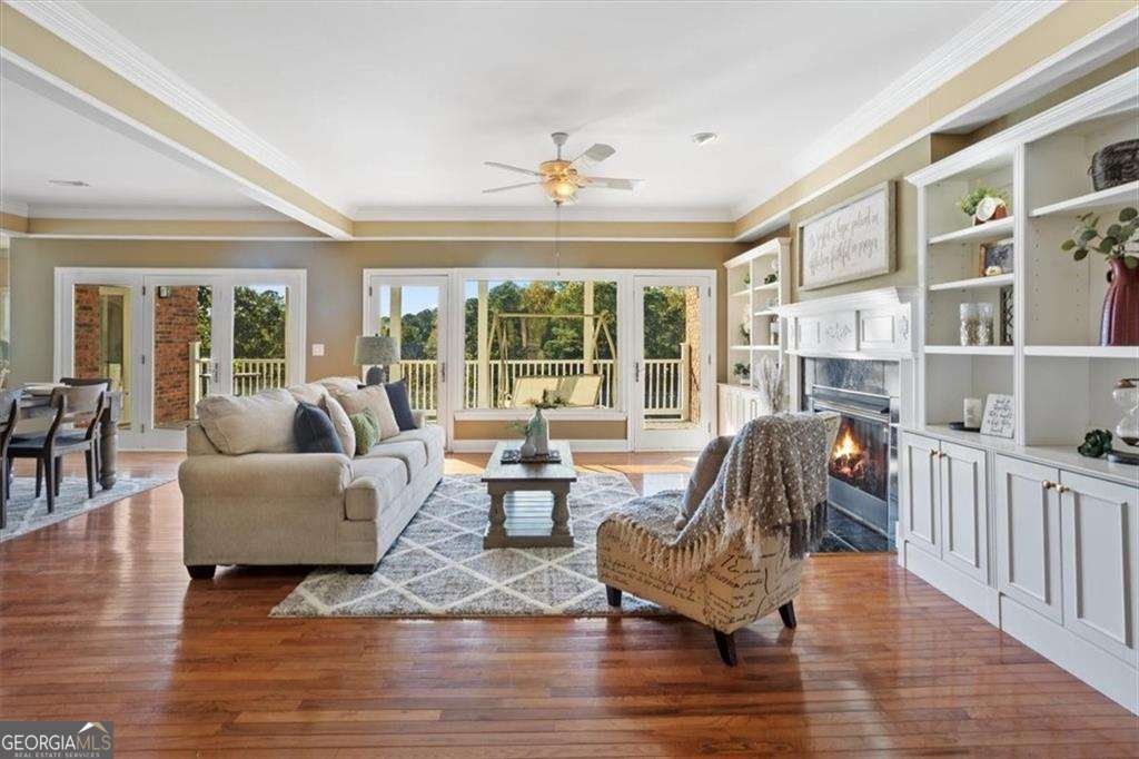 55 Rocky Circle White - 11