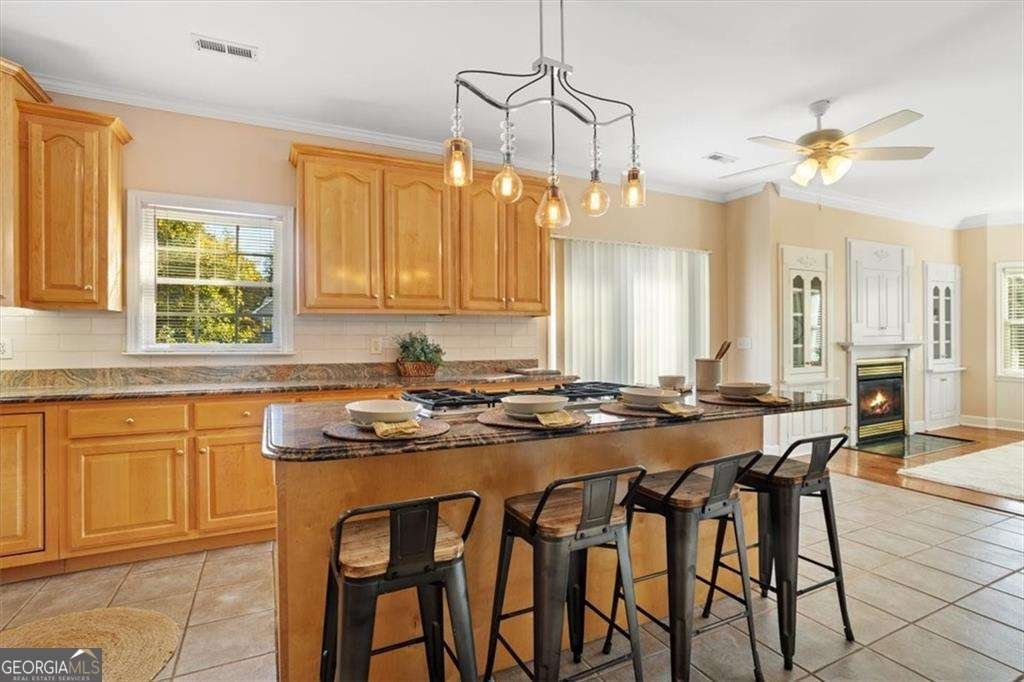 55 Rocky Circle White - 23