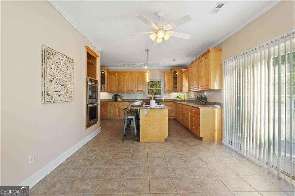 55 Rocky Circle White - 27