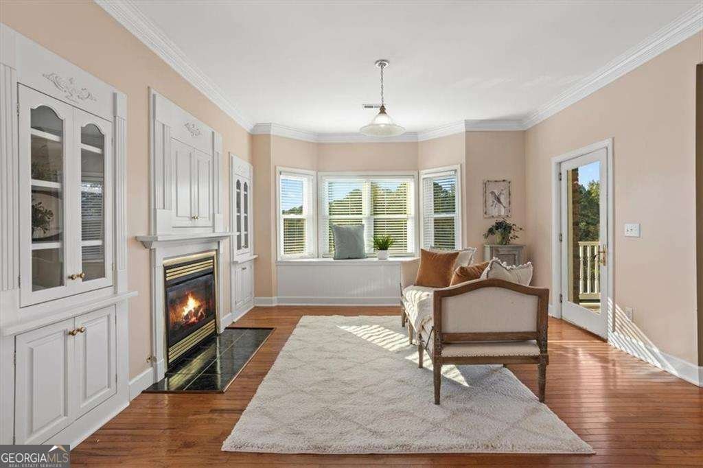 55 Rocky Circle White - 28