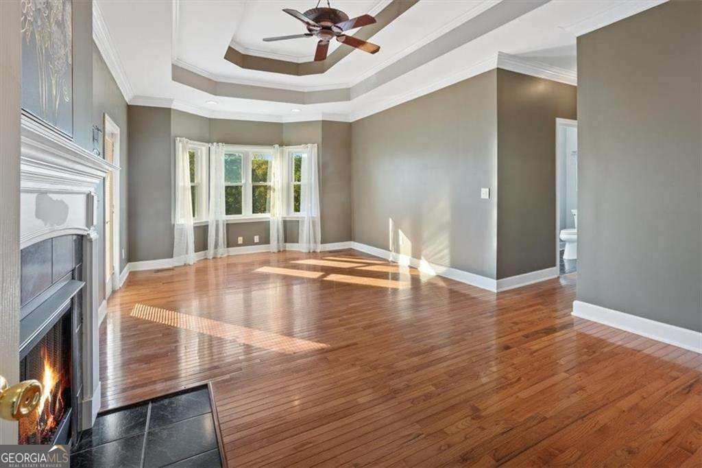 55 Rocky Circle White - 31