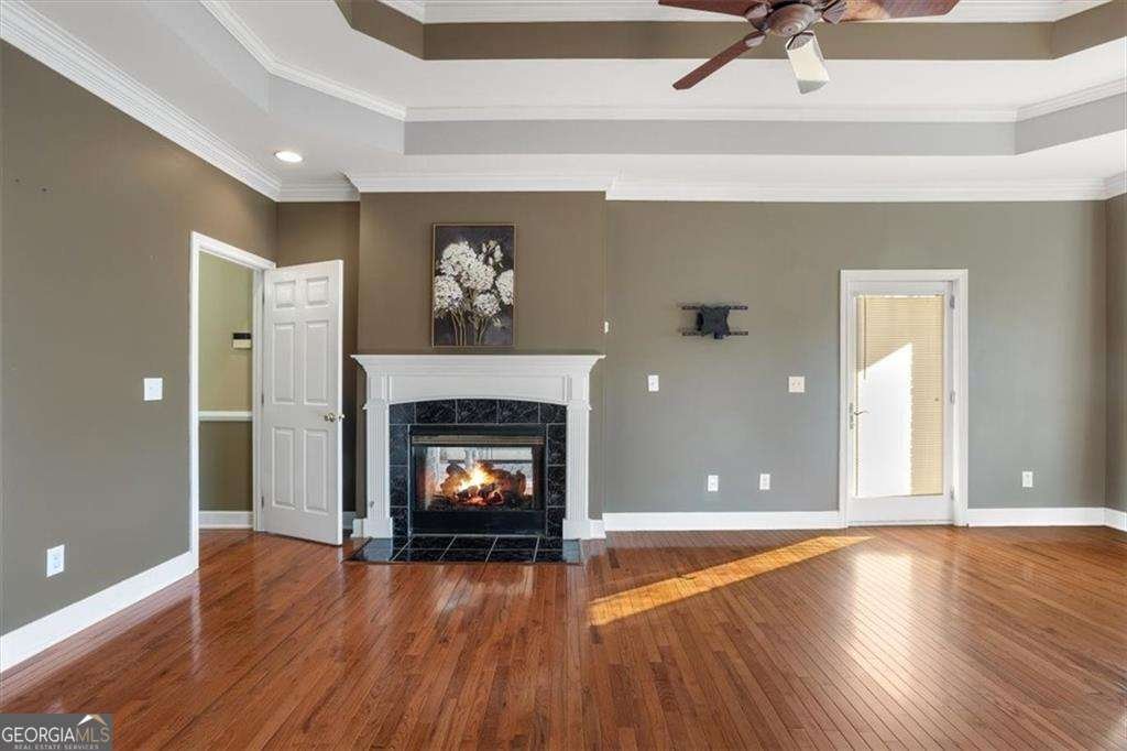 55 Rocky Circle White - 36