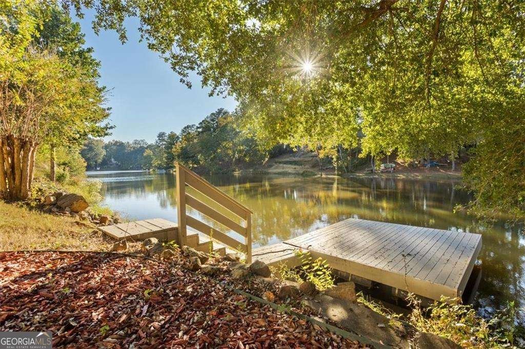 55 Rocky Circle White - 69