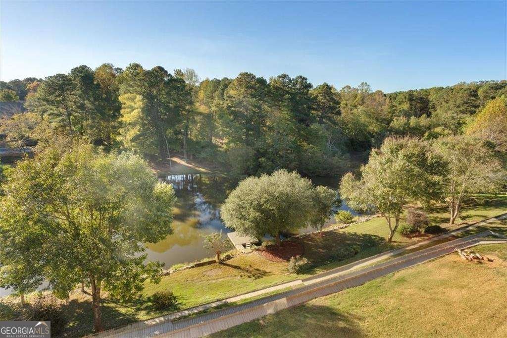 55 Rocky Circle White - 79