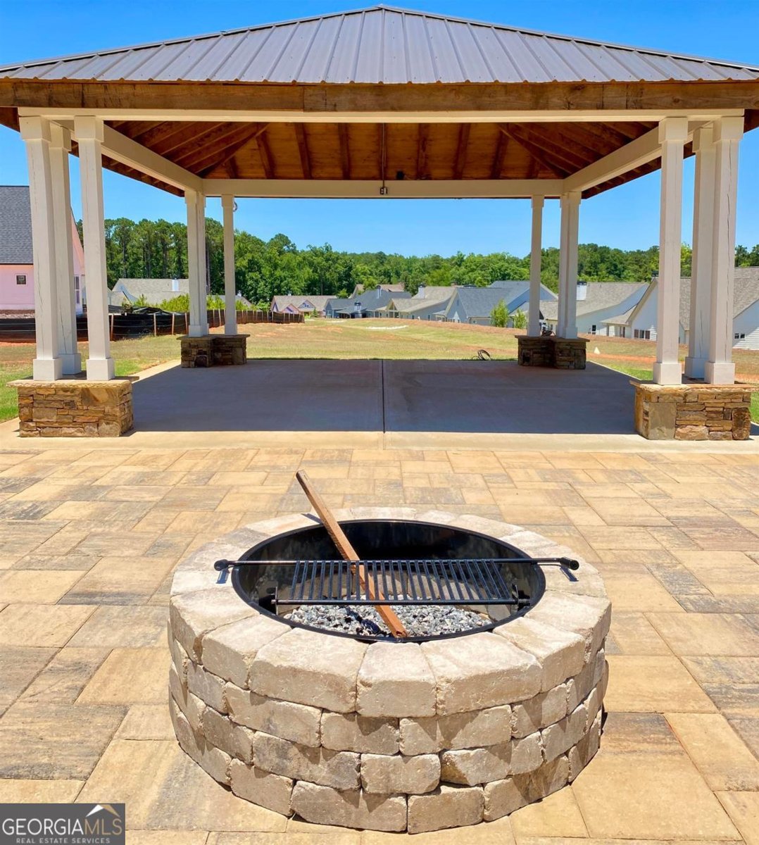 1160 Providence Loop Greensboro - 55