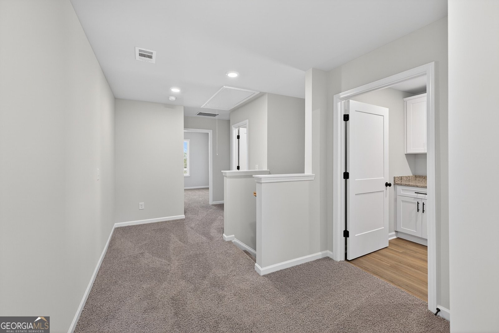 562 Madison Street Commerce - Photo 17