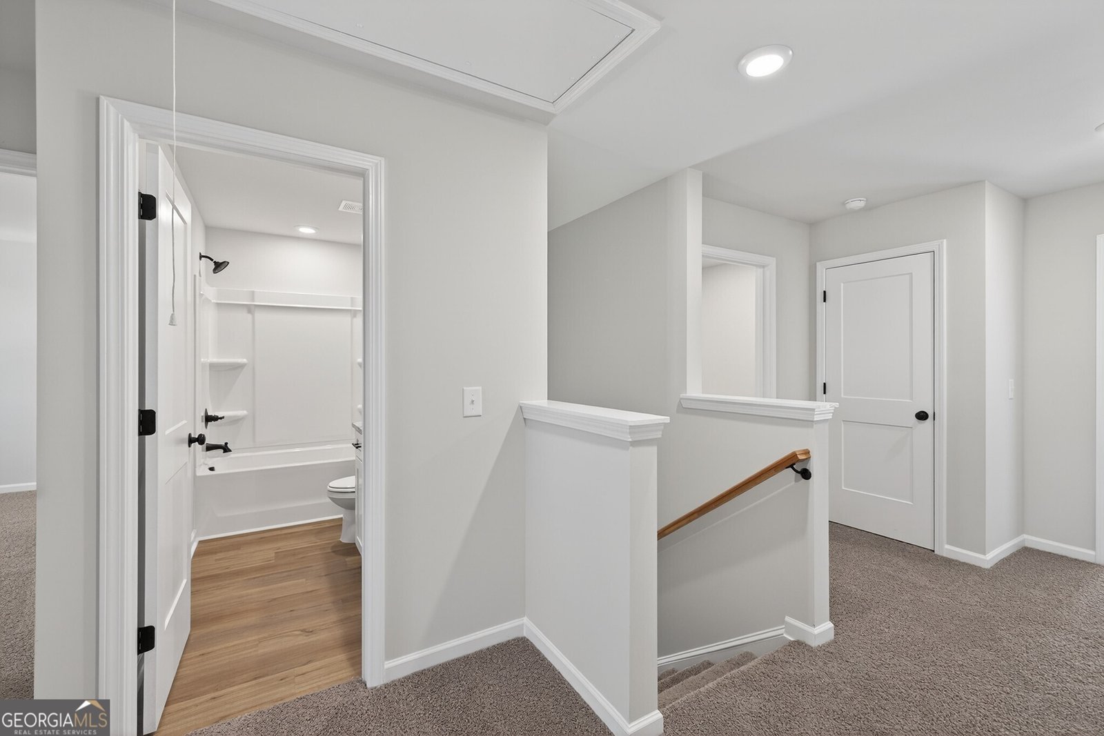 562 Madison Street Commerce - Photo 18