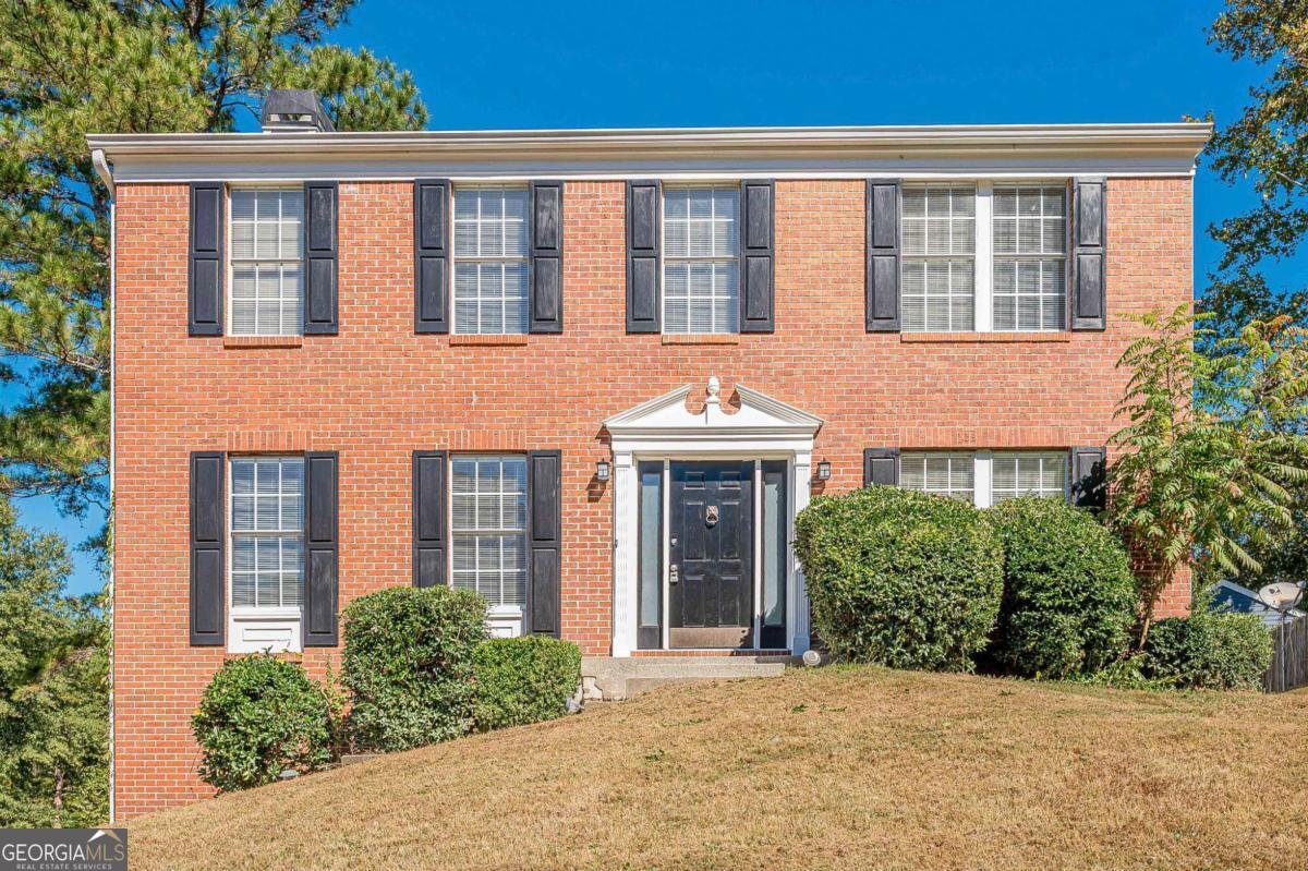 1800 Crescent Hill Drive Acworth - main photo