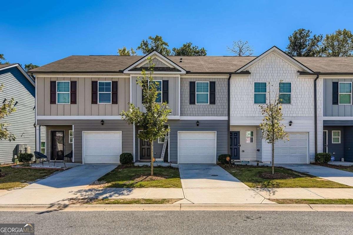 3410 Highbury Way Lithonia - 1
