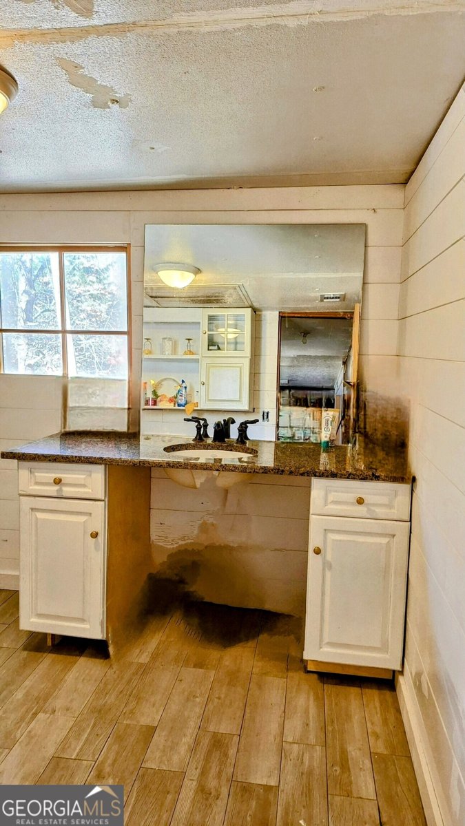 424 Bellhaven Lane Hull - 7