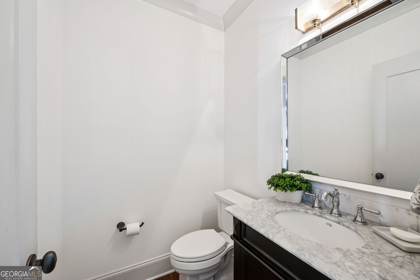 213 OHM Avondale Estates - 11