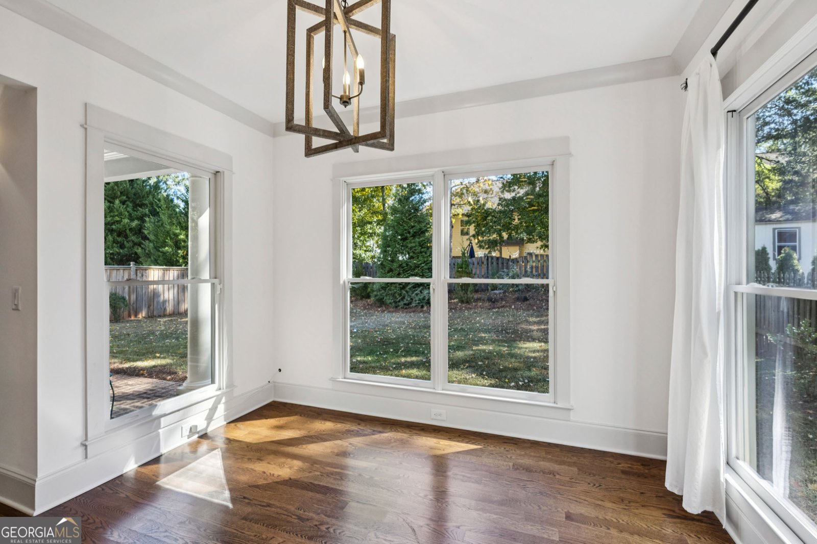213 OHM Avondale Estates - 13