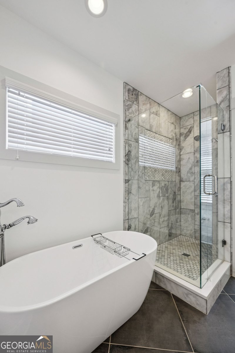 213 OHM Avondale Estates - 20