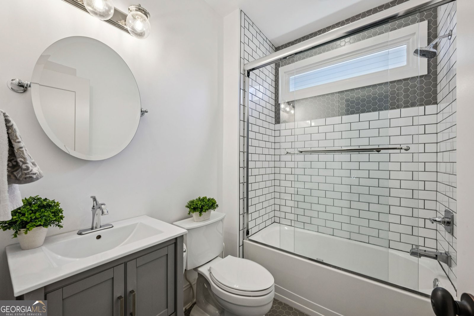 213 OHM Avondale Estates - 25