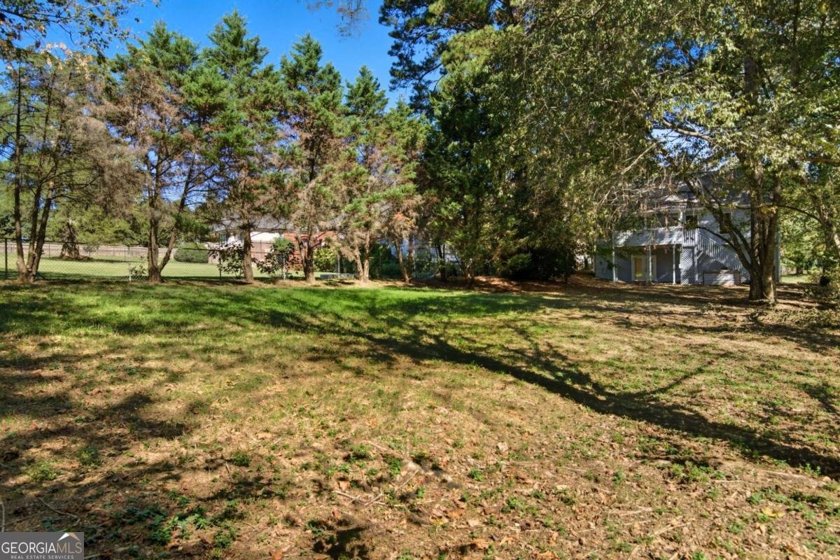 18 Planters Drive Cartersville - 14