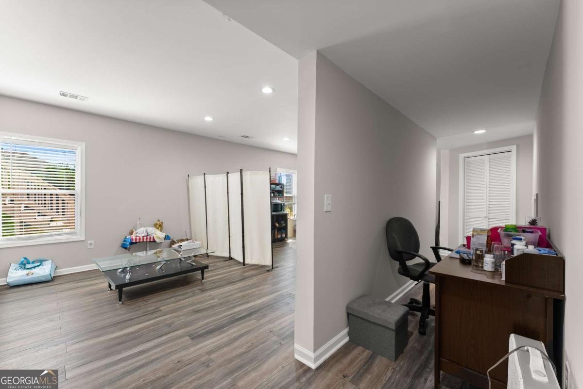 156 Round Pond Drive Lilburn - 41