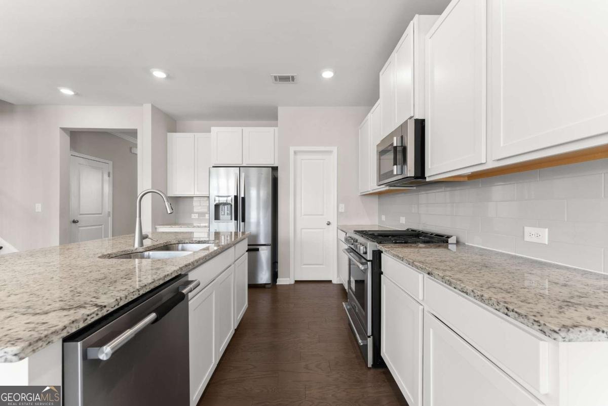 156 Round Pond Drive Lilburn - 9