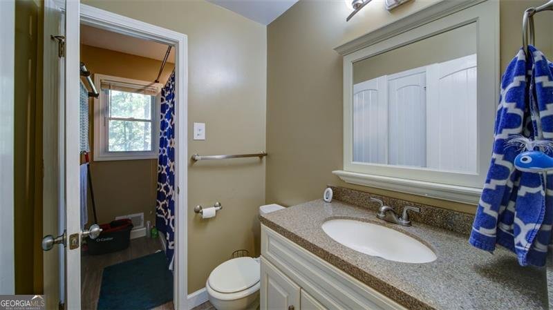 469 PLANTATION Drive Winder - 12