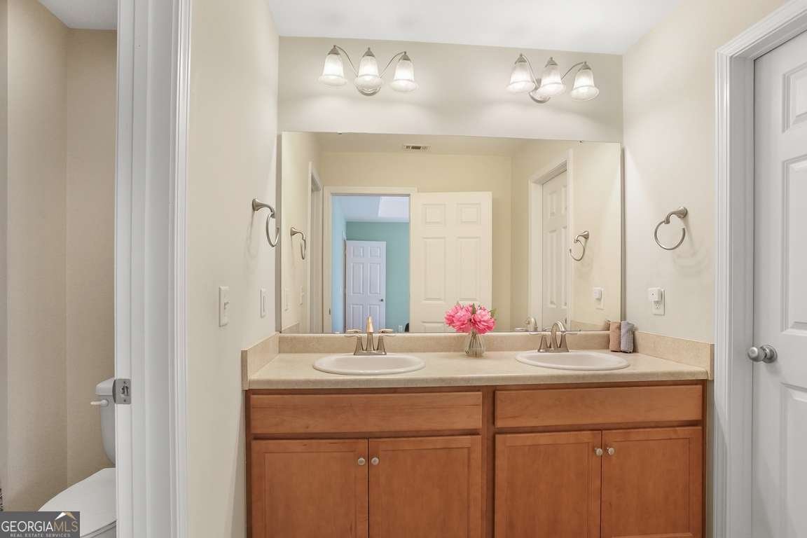 227 Standing Pine Circle Pooler - 17