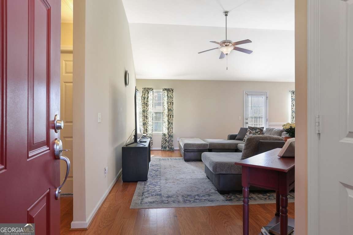 227 Standing Pine Circle Pooler - 3