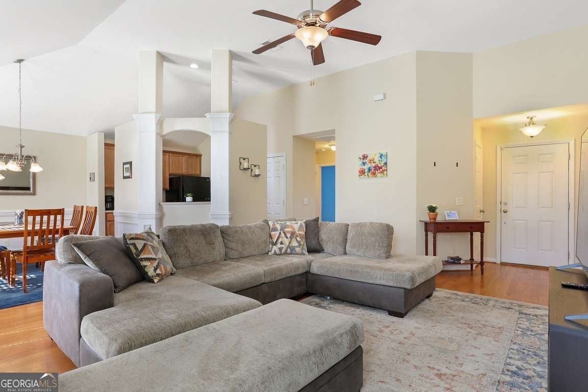 227 Standing Pine Circle Pooler - 5