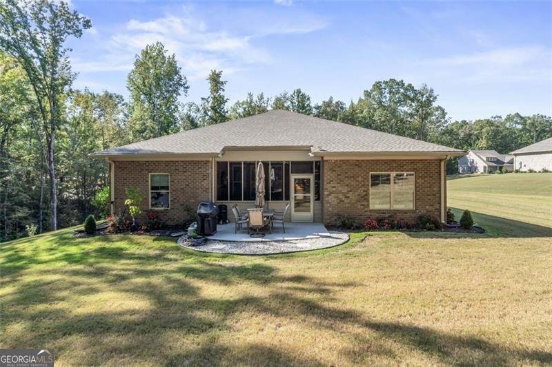 143 WHITWORTH Drive Locust Grove - 36