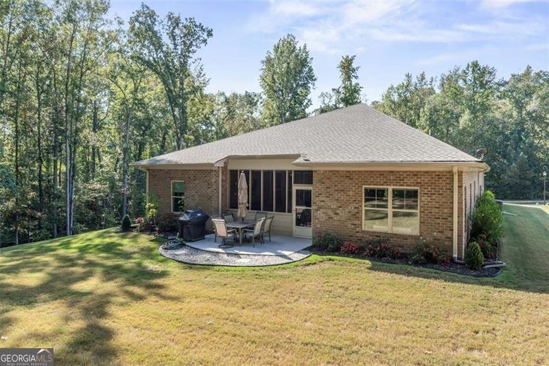 143 WHITWORTH Drive Locust Grove - 37
