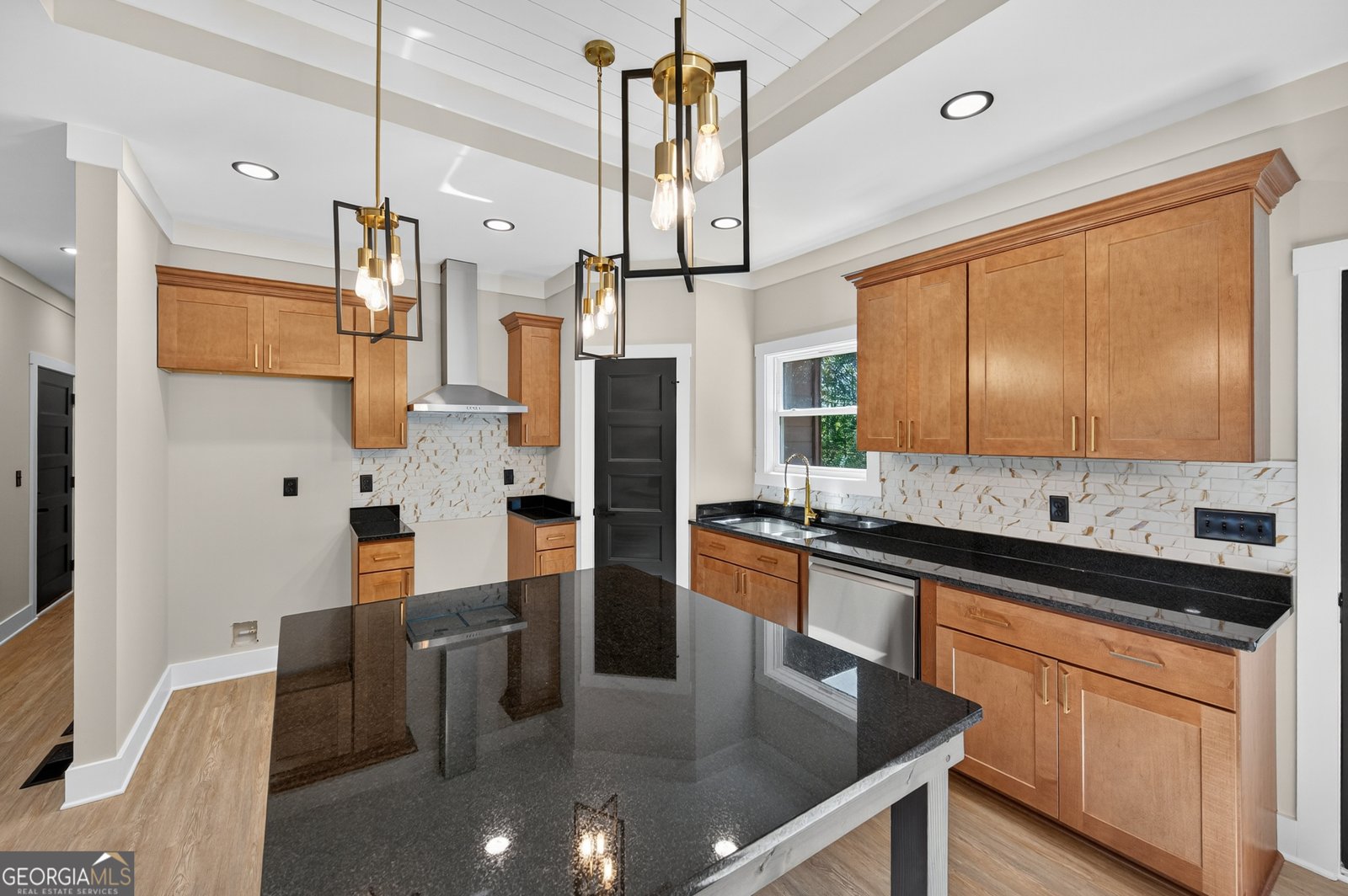 33 Ridge Crest Court Cleveland - 13