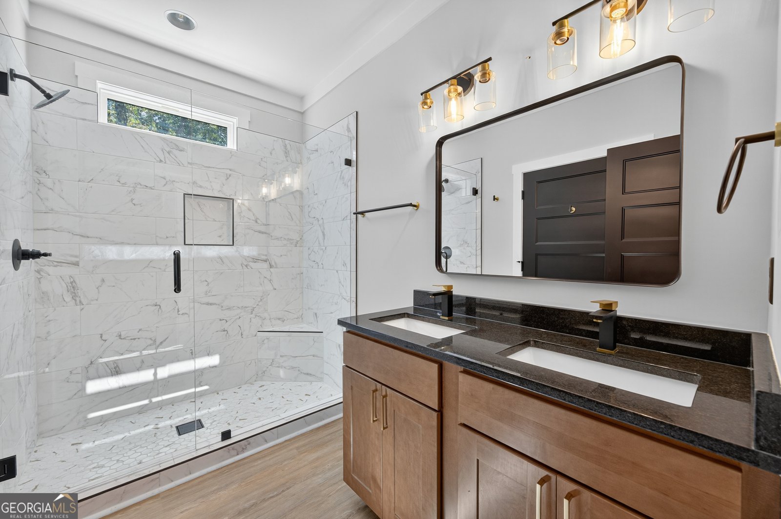 33 Ridge Crest Court Cleveland - 19