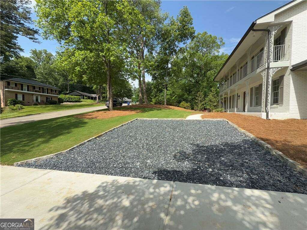 1892 Mercedes Court Atlanta - 3