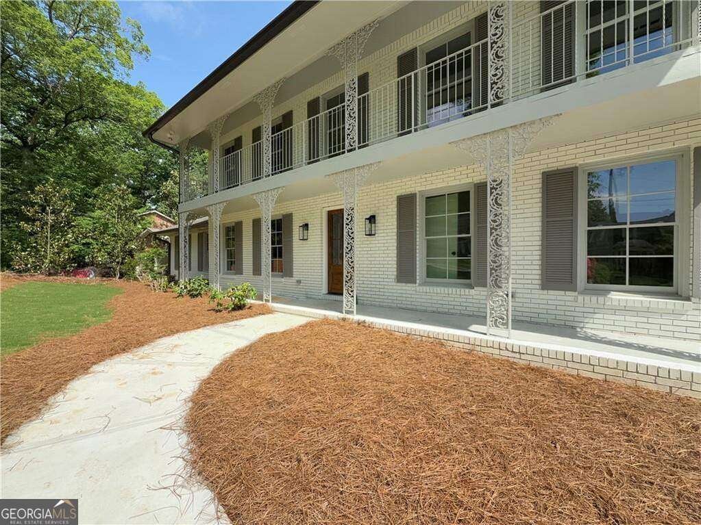 1892 Mercedes Court Atlanta - 4