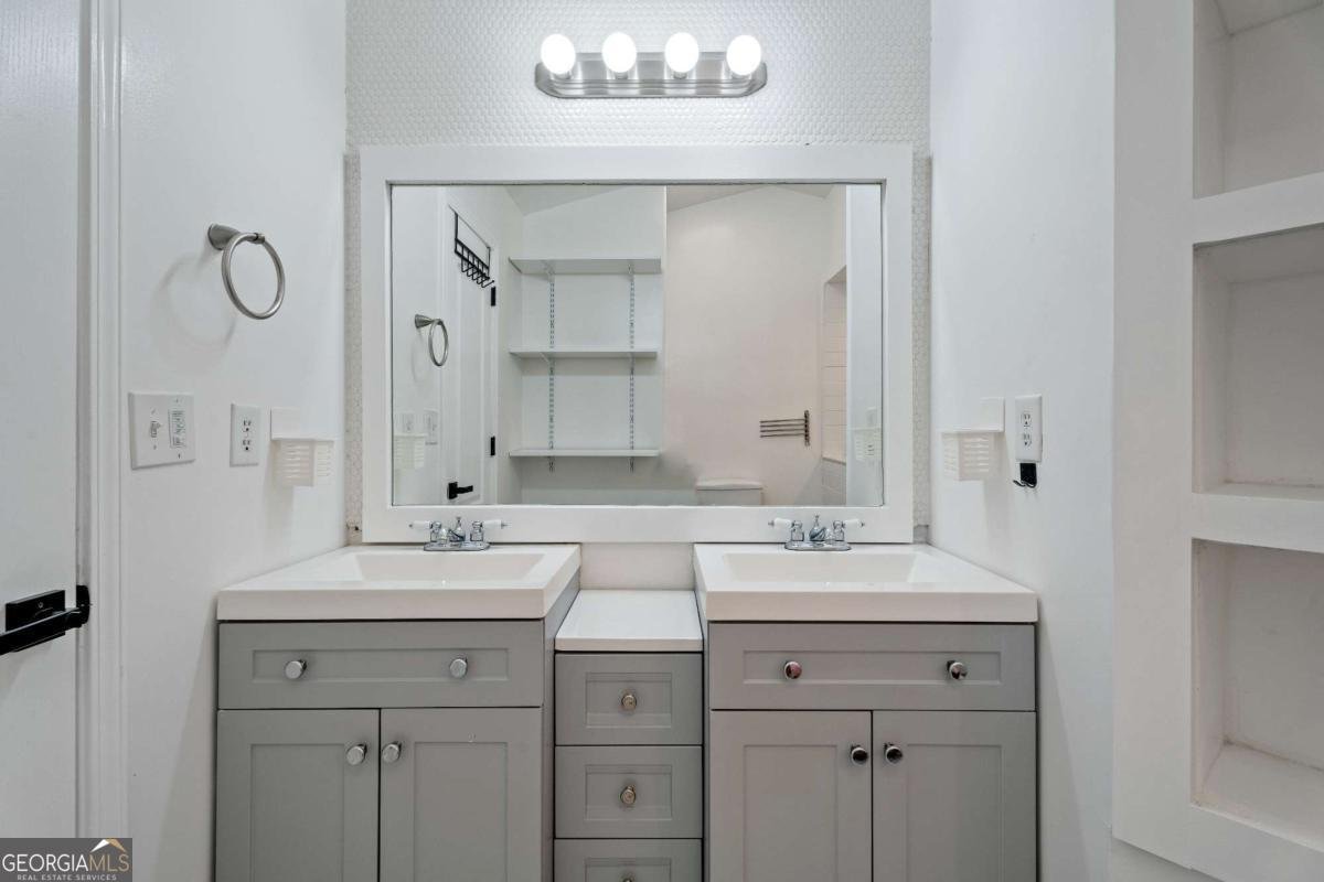 5208 Birch Court Oakwood - 11