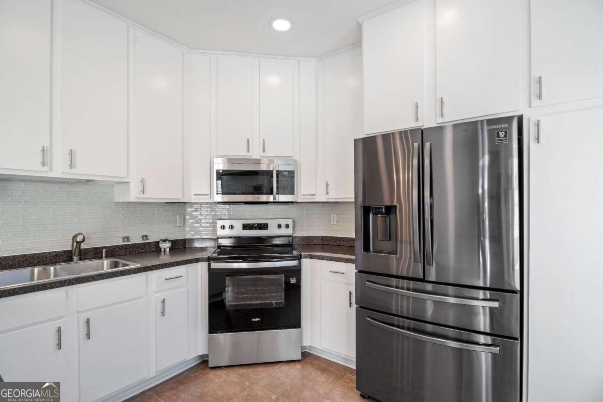 5208 Birch Court Oakwood - 4