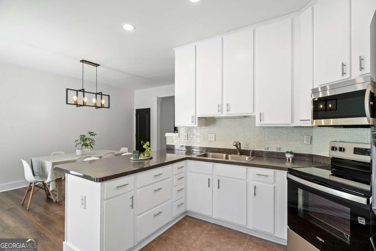 5208 Birch Court Oakwood - 5