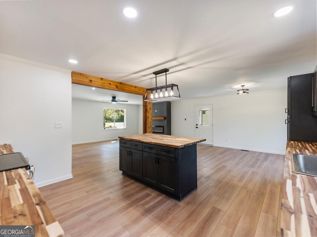 1328 Jefferson Highway Winder - 13