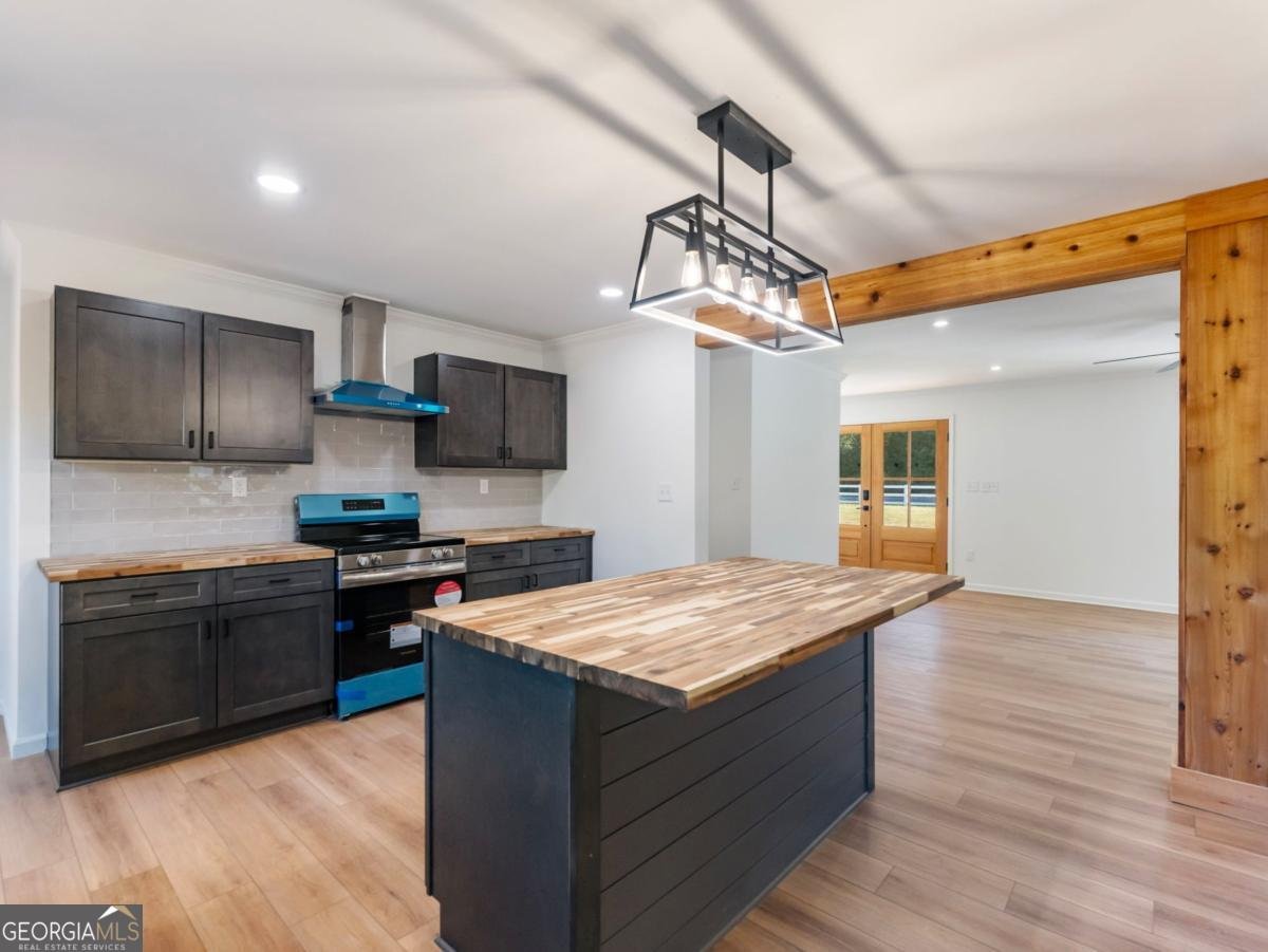 1328 Jefferson Highway Winder - 14